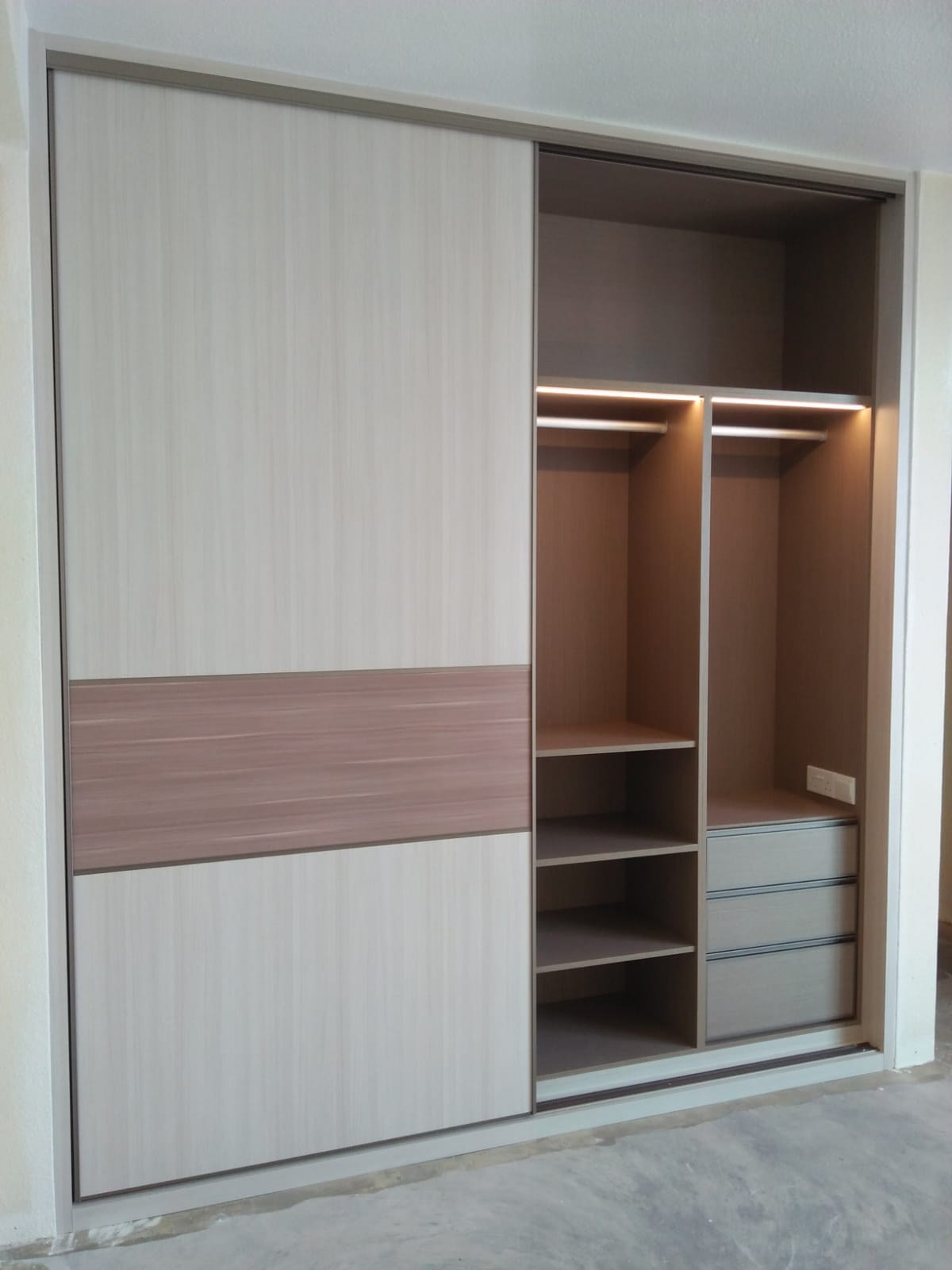 Build In Wardrobe